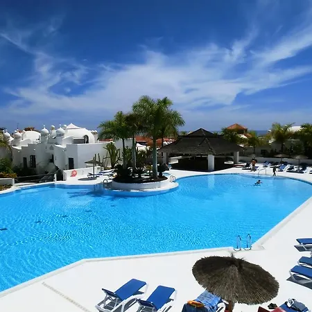 Blu Paradise - Heated Pool