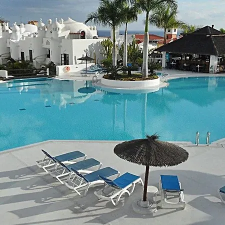 Вілла Blu Paradise - Heated Pool